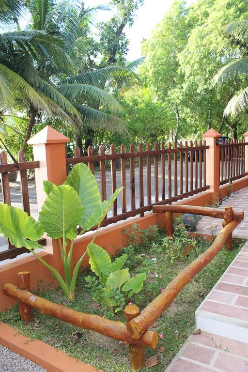 Green Blue Beach House Baie Lazare  ภายนอก รูปภาพ
